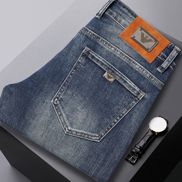 ブランドジーンズ角部分ディテール